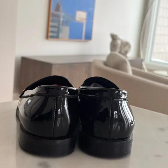 glossy Prada patent leather logo loafers made in Italy - Picture 5 of 16